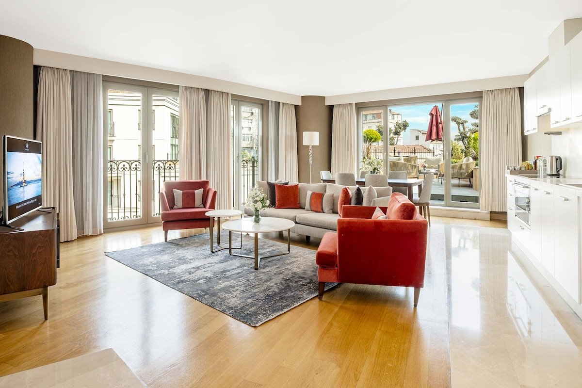 2 BR Residence City View Terrace