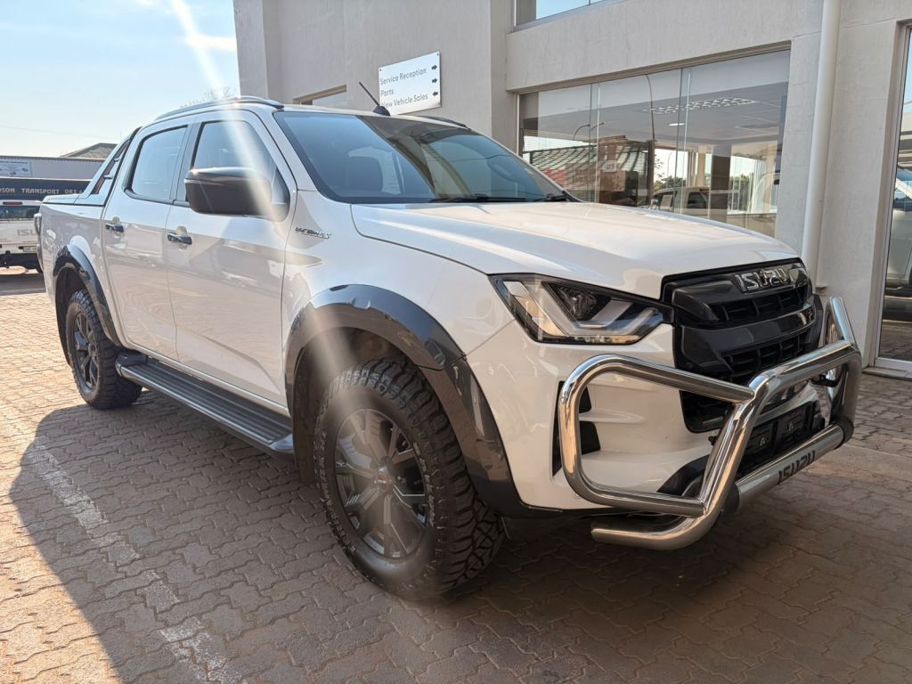 ISUZU D-MAX 3.0 Ddi V-CROSS HR  for Sale in South Africa