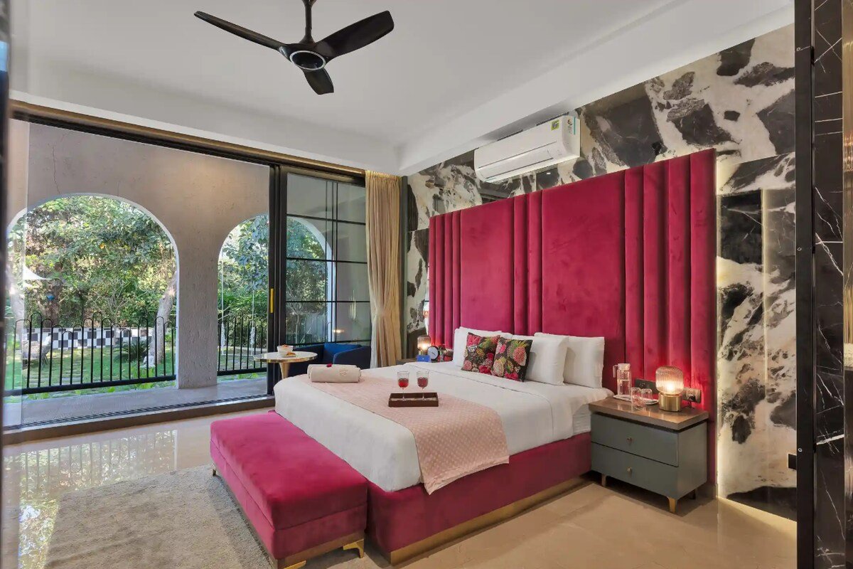 Pet-friendly pool villa with gym gallery image 5