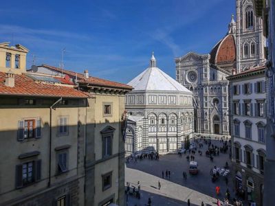 Luxury New Apartment Duomo View 4 sleeps Ac Wifi