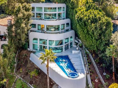 Bel Air Yacht Mansion w/ 50 ft pool and 300° views