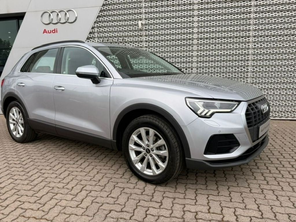AUDI Q3 35 TFSI S TRONIC for Sale in South Africa
