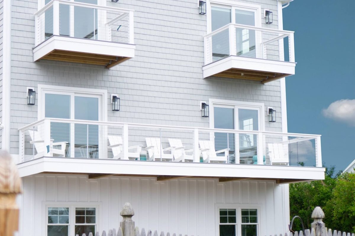 Big + Bright | walk to beach | ocean views gallery image 3