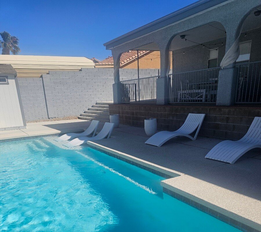 Cozy Desert Retreat • Luxe Comfort • Pool/Hot Tub gallery image 5