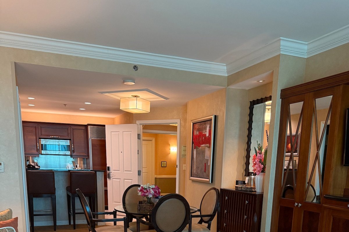 2BR/3BA | Tower 1 | 27FL + Balcony | Luxe Retreat! gallery image 2