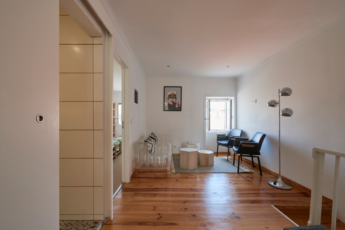 Spacious Duplex with Terrace (Air Conditioning)