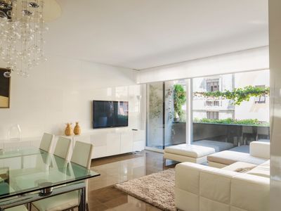 Magenta Luxury 3BR I Hacca Collection