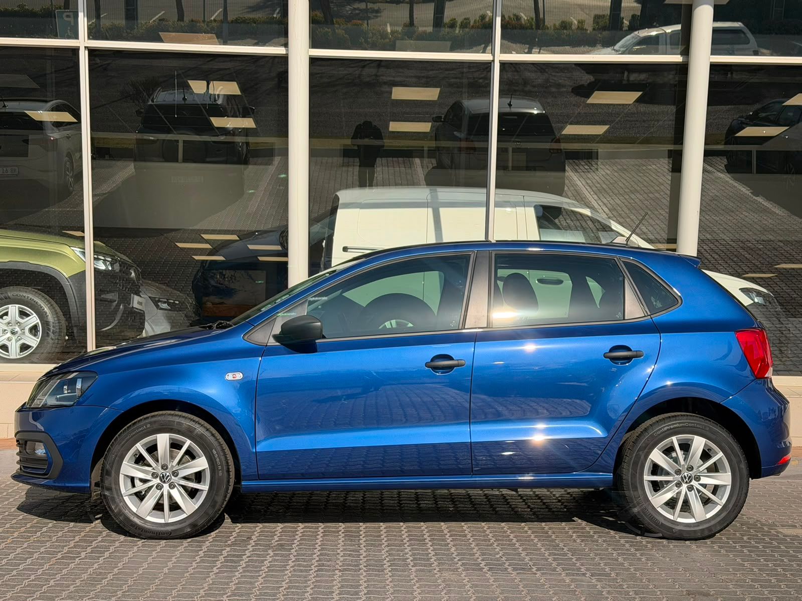 Used car gallery