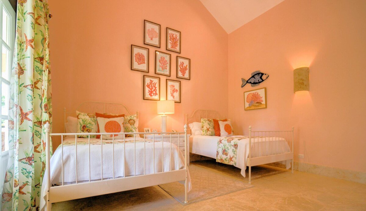 Arrecife 24/25 gallery image 5