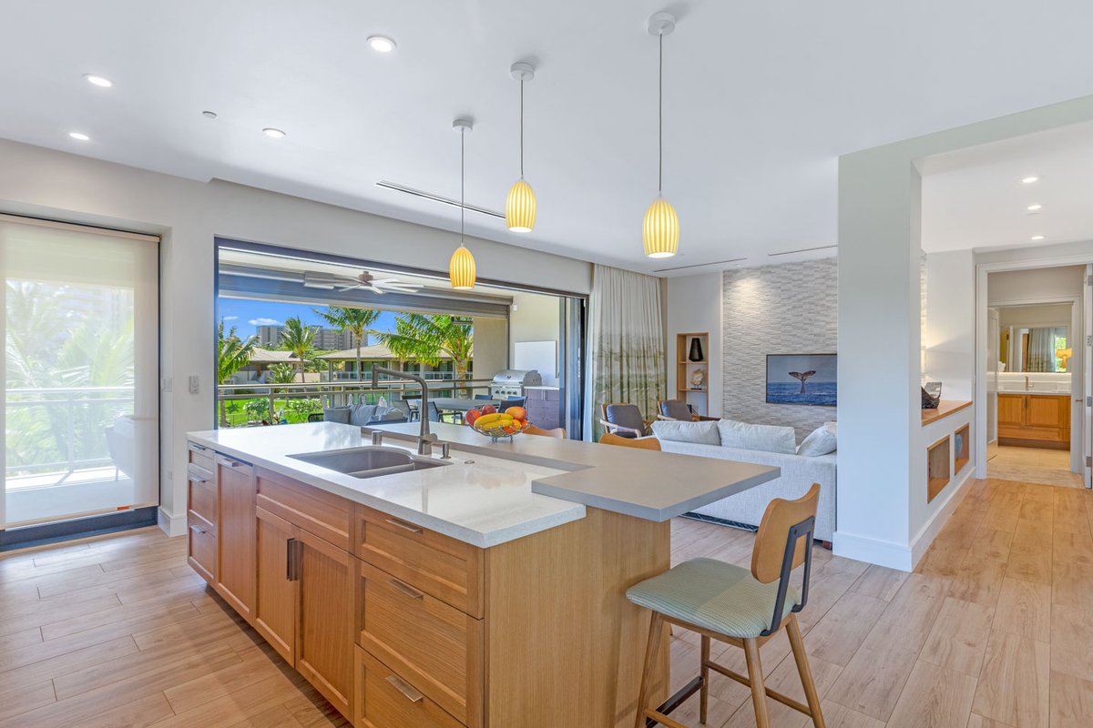 Maui Resort Rentals: 6BR Luana Garden Villas