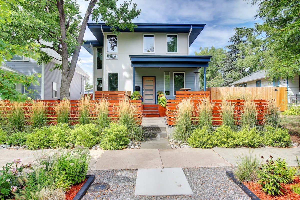 Denver Luxury Modern Whole Home Rental gallery image 2