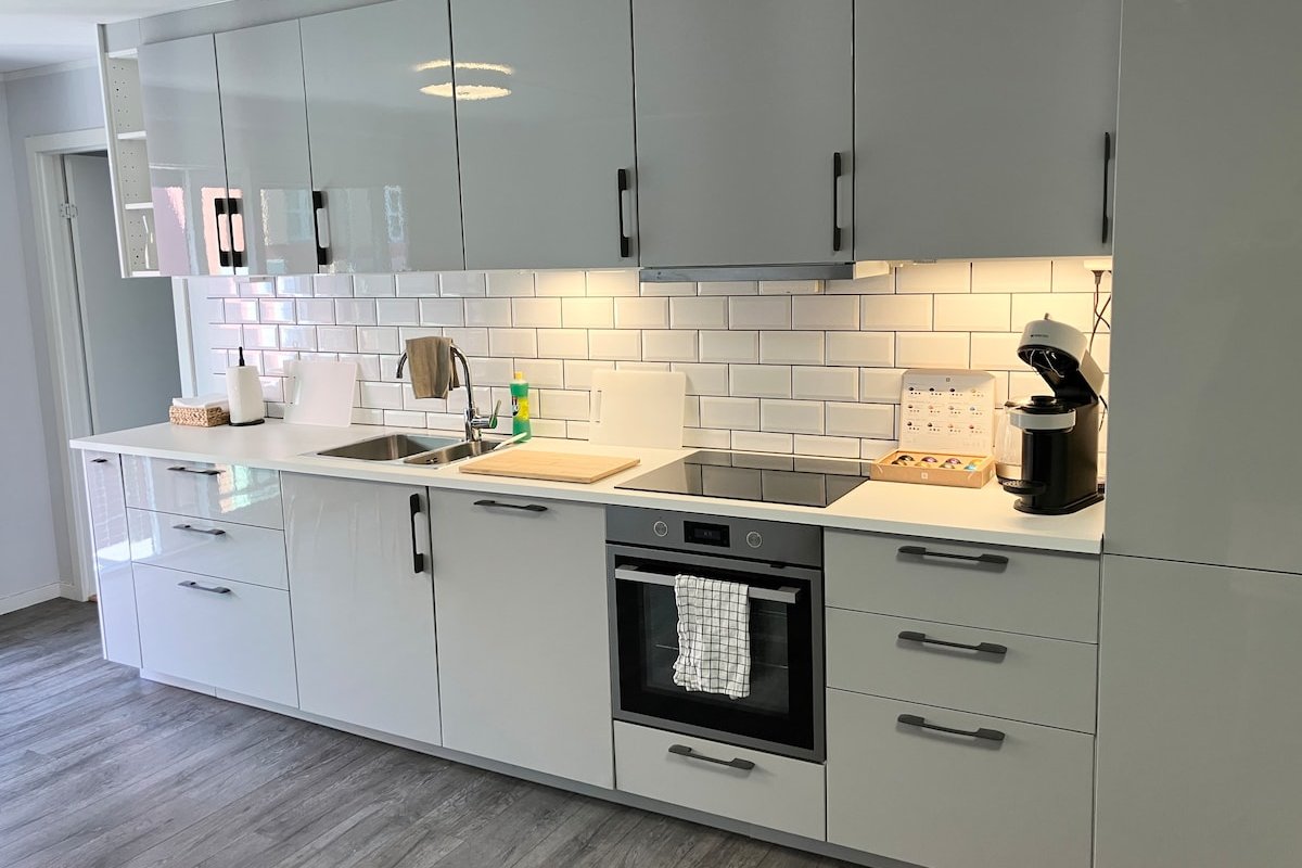 3BR Toppleilighet i sentrum med gratis parkering gallery image 2