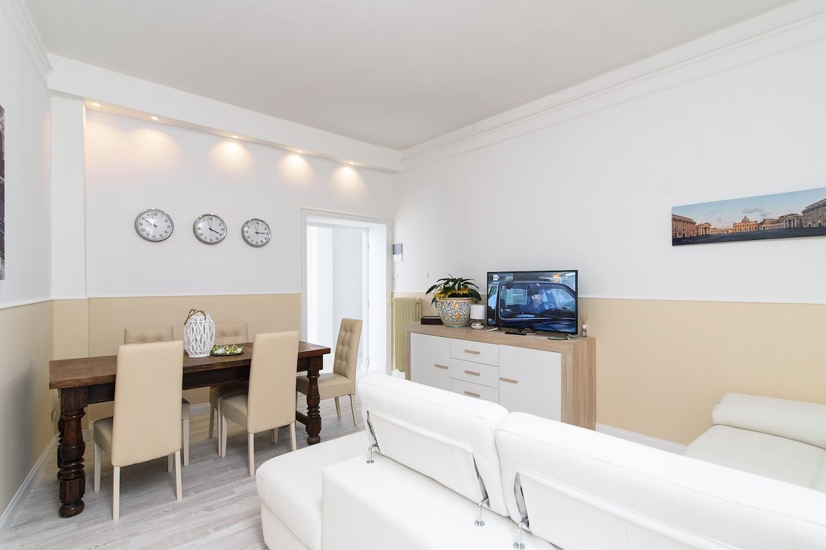 Charming apt S. Peter, 4 bedr, 9 sl, 2 bathr gallery image 4