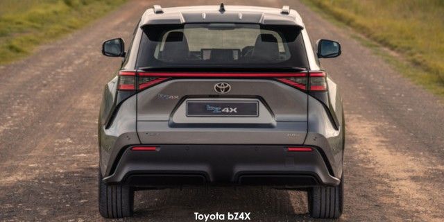 TOYOTA bZ4X TOURING - 3 