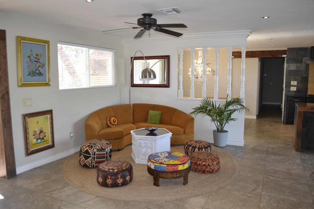 The “Beverly hills” of Las Vegas… gallery image 5