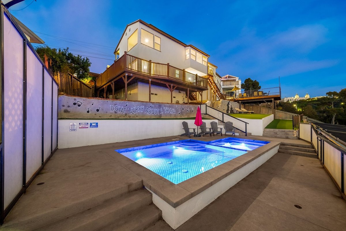 windows of the world. views, pool/spa and fun yard gallery image 2