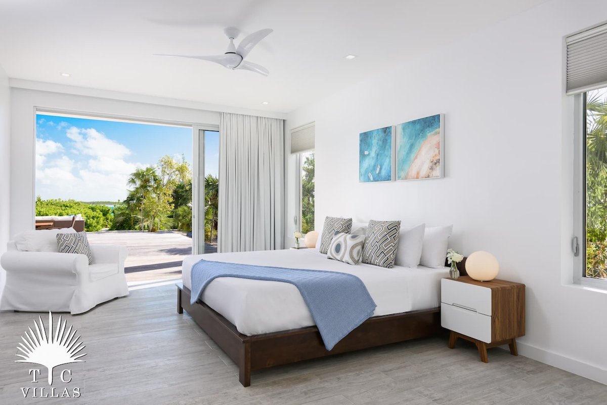 TC Villas | Allegria | Malibu of TCI Emerald Point gallery image 2