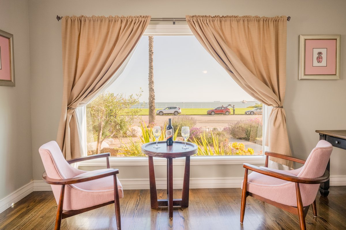 Luxurious Serene Ocean View Beach House