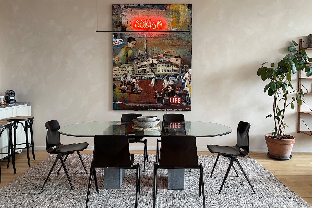 Stunning Riverview apartment gallery image 3