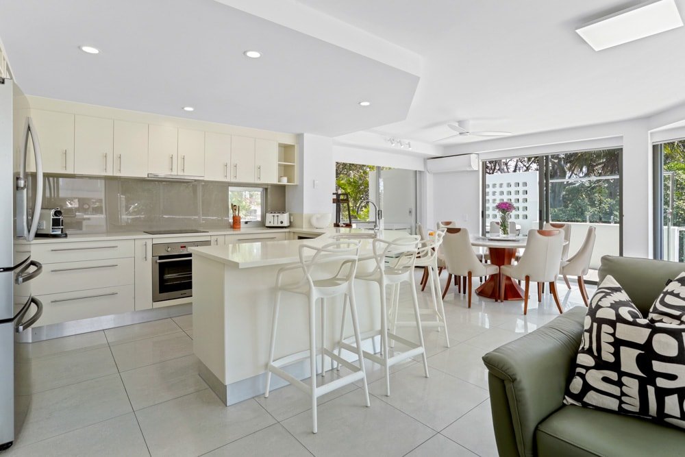 The Cove Noosa – Apartment 9 Ocean Pent gallery image 4
