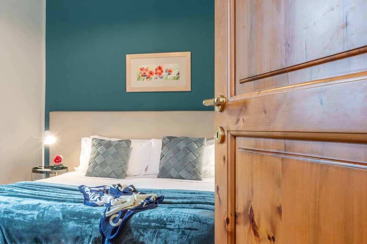 San Lorenzo Five Senses – city center/Duomo gallery image 2