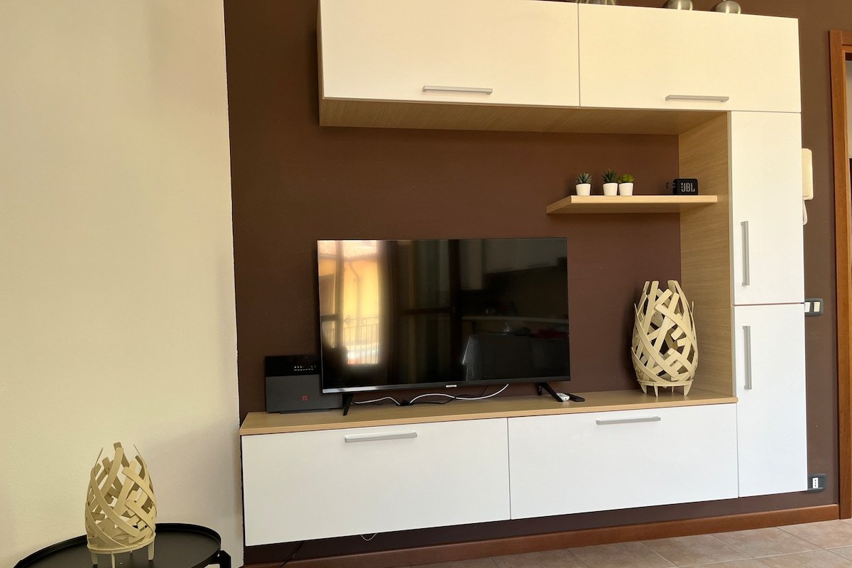 Casa Lago – Luxury apartment. Large swimming pool. gallery image 5