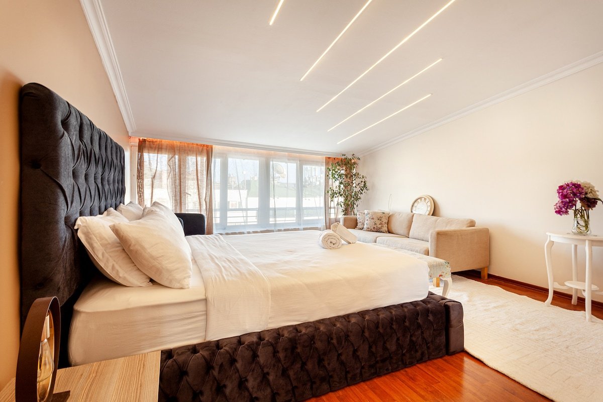 Duplex & Spacious 5BR-3BA Sea&City View 1min Metro gallery image 2