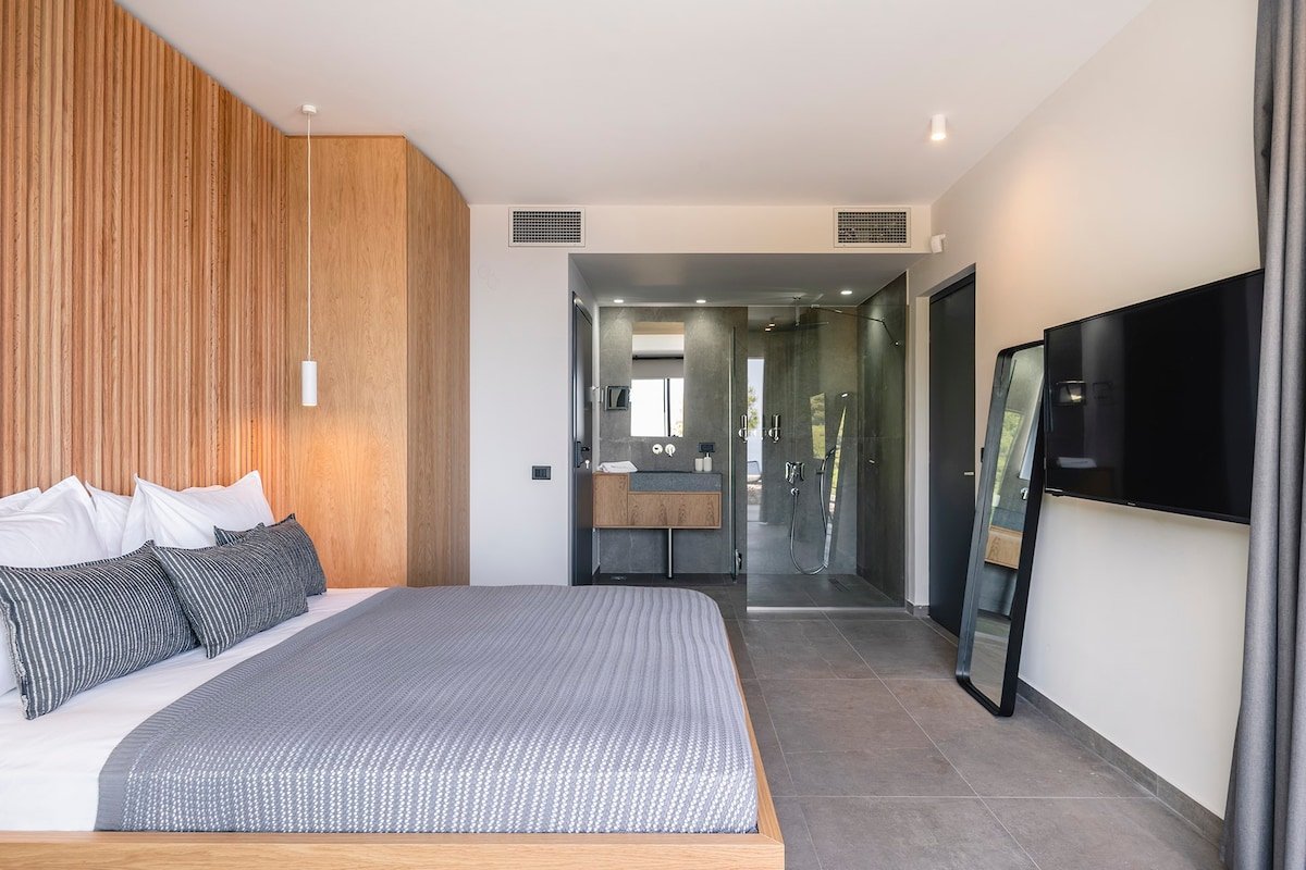 Noiya gallery image 4