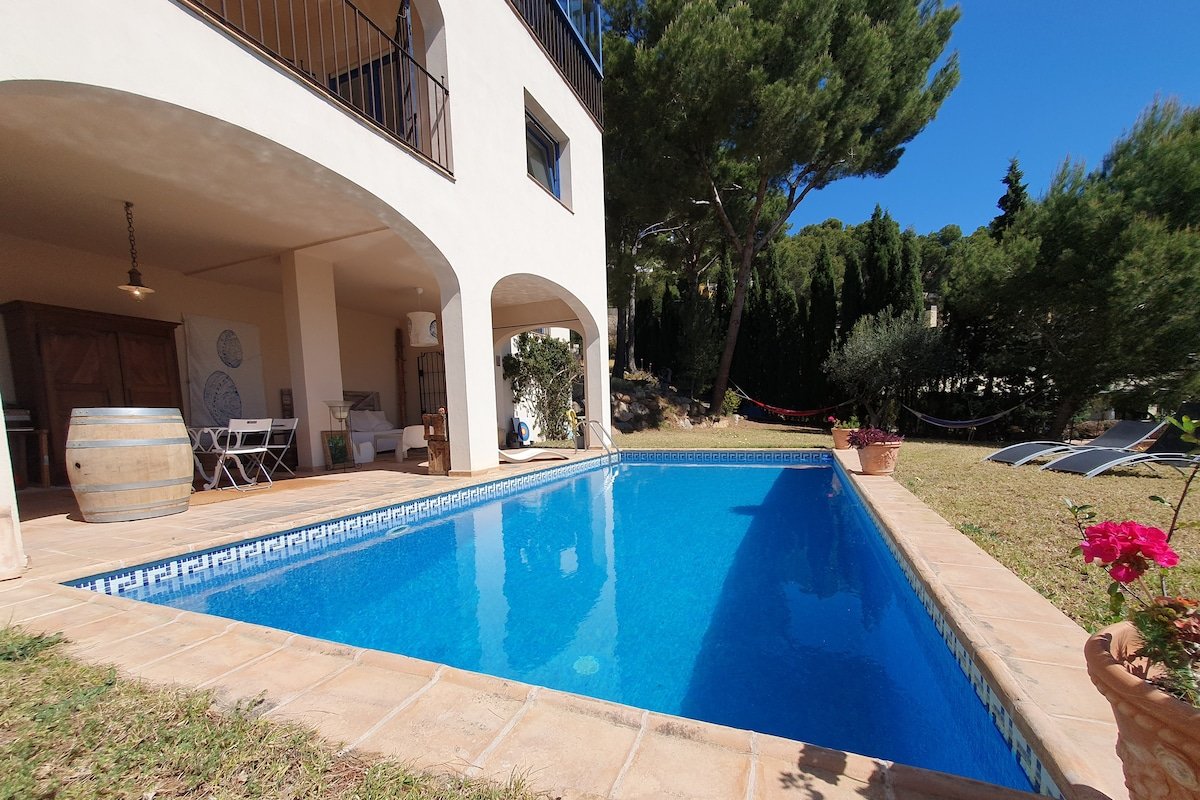 NEW! incredible sea view villa 6/8 people. pool gallery image 3