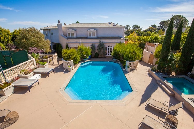 5-Star Private Sports Resort – Lux Oasis