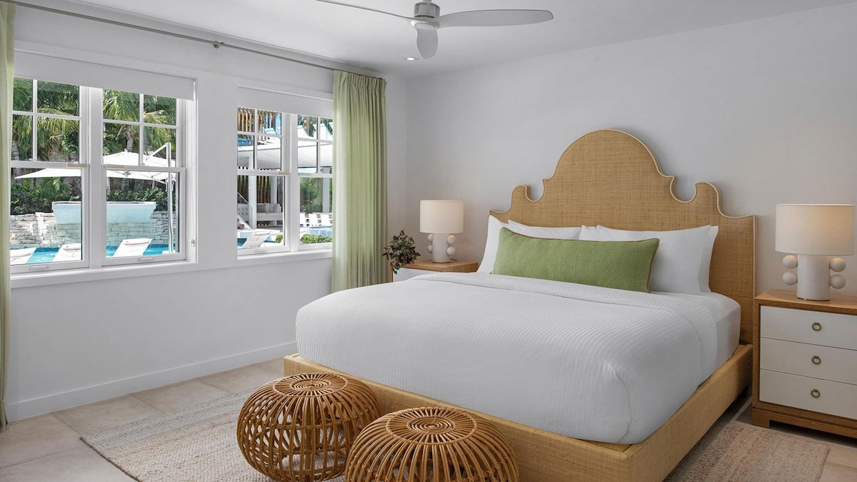 Salacia Villa at Grace Bay Beach gallery image 3