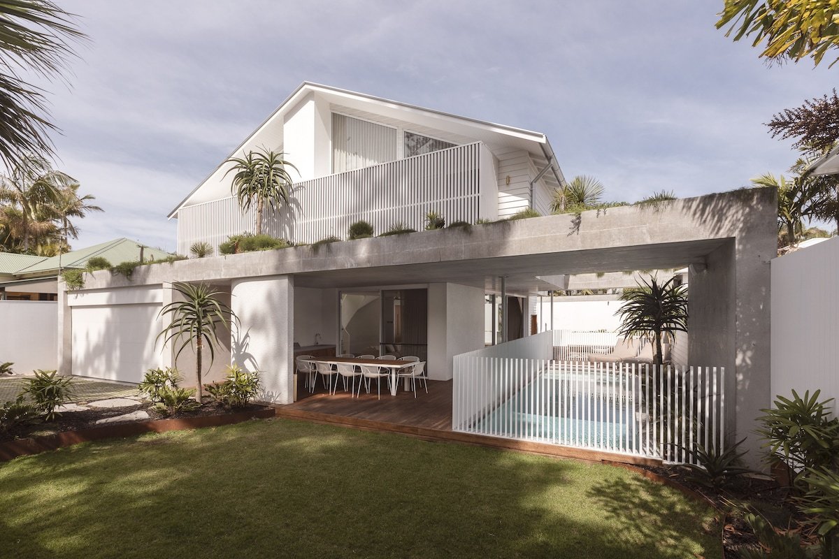 Banks at Byron gallery image 3