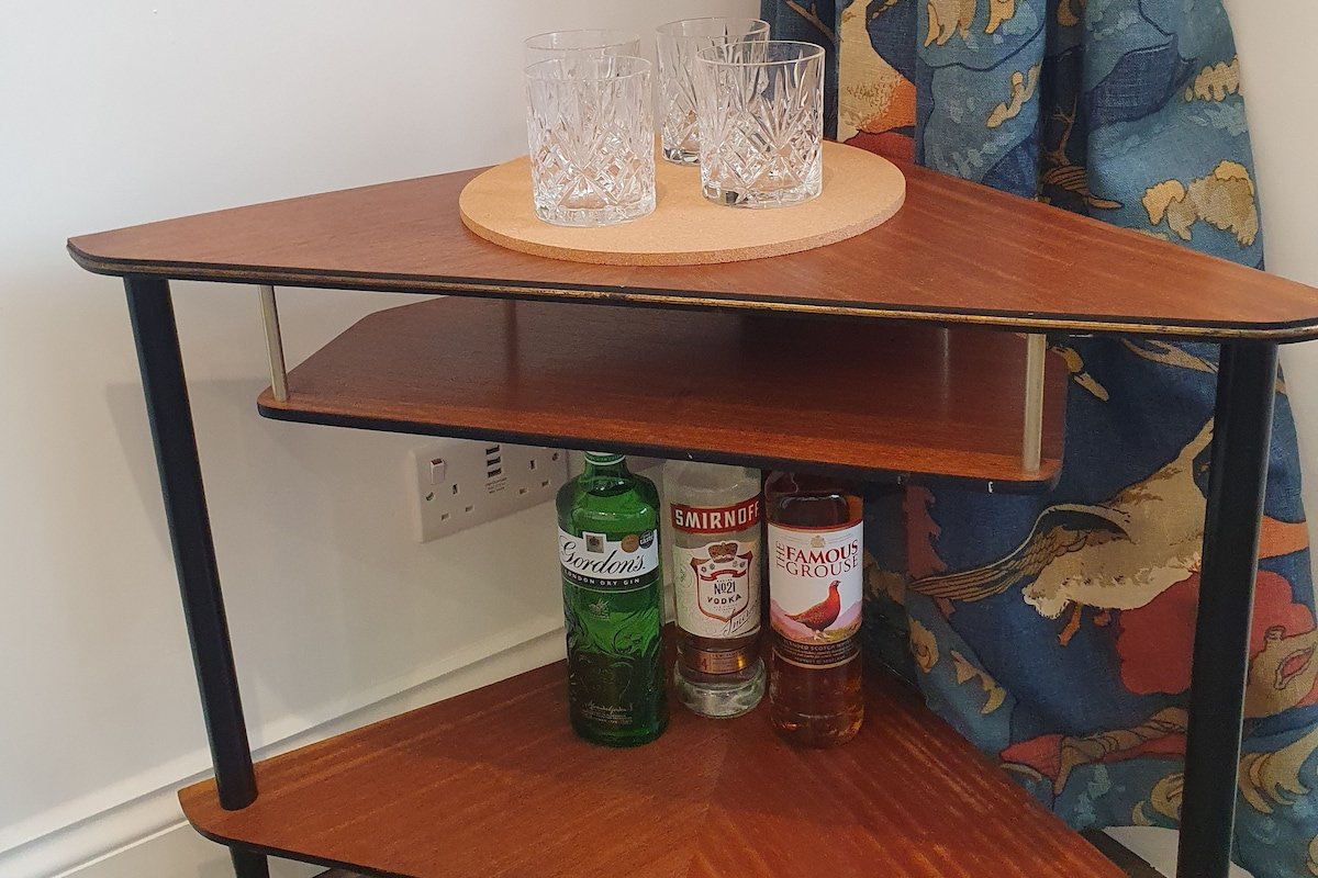 Peaceful New Town Garden Flat gallery image 5