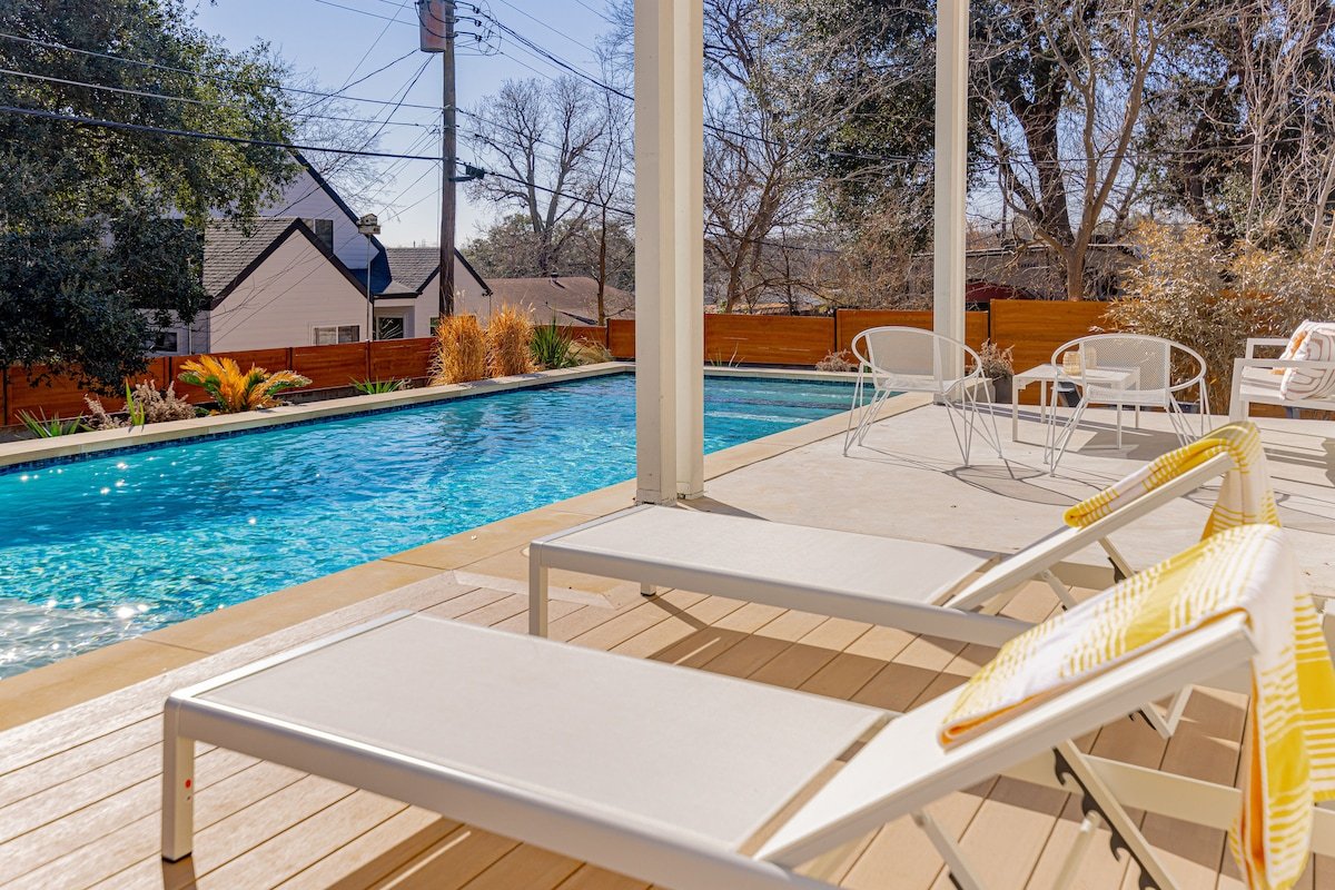 Bachelorette Fave, Fire Pit, Pool, Hot Tub, Grill gallery image 2