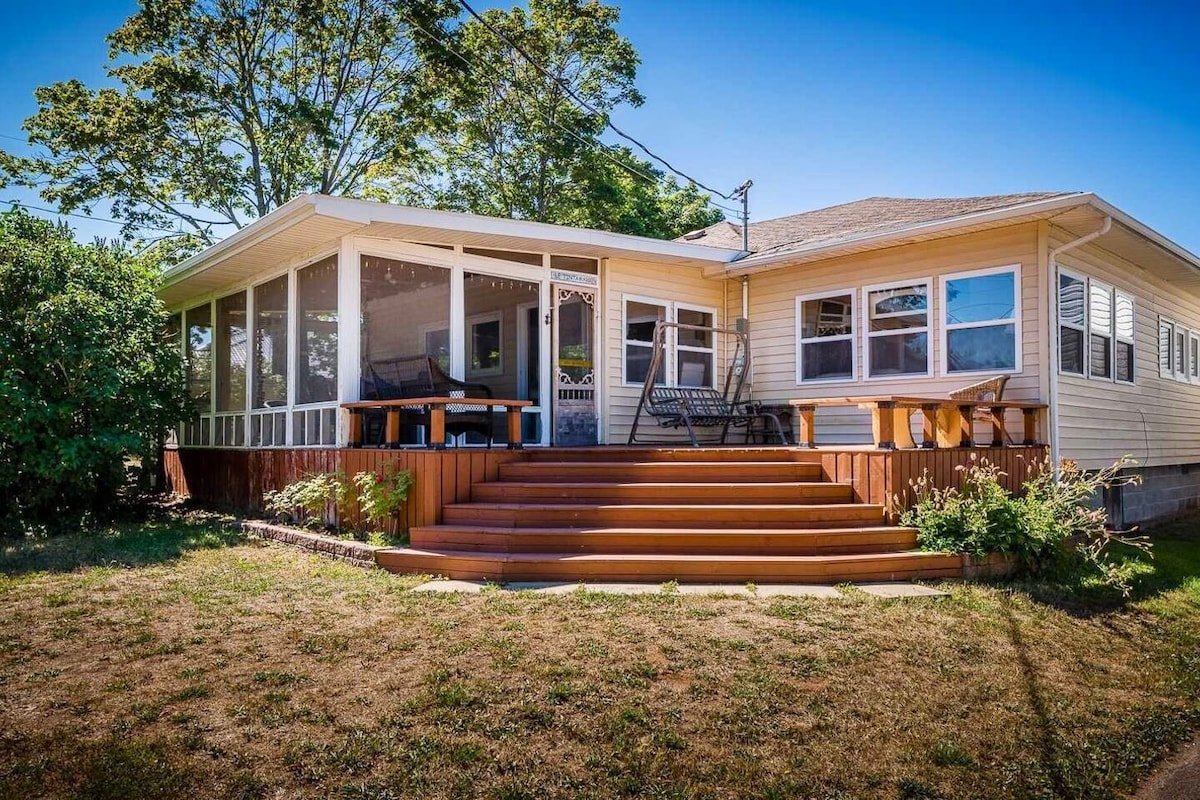 Beach paradise just a click away gallery image 2