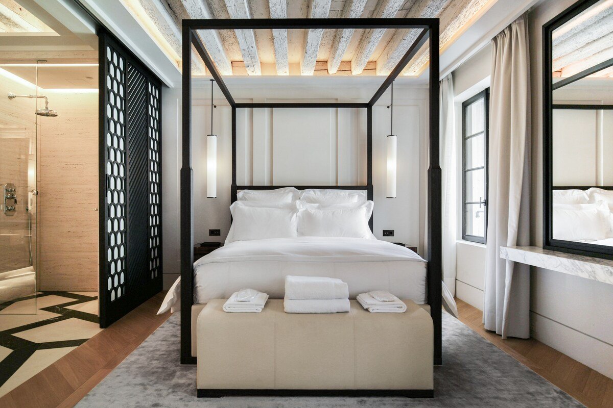 Palazzo Cristo -Luxury Venice with private terrace gallery image 3