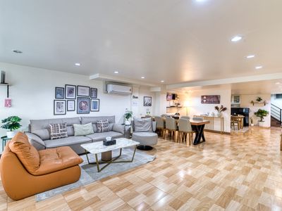 New 12 Bedroom 26 Persons Townhouse in Center