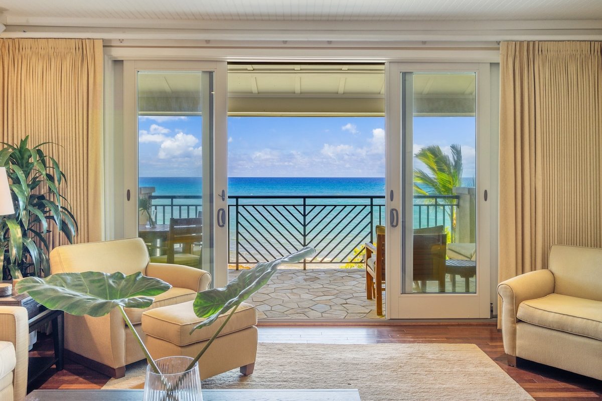 Oceanfront 4BR Dream Villa • Steps to Beach & Pool gallery image 2