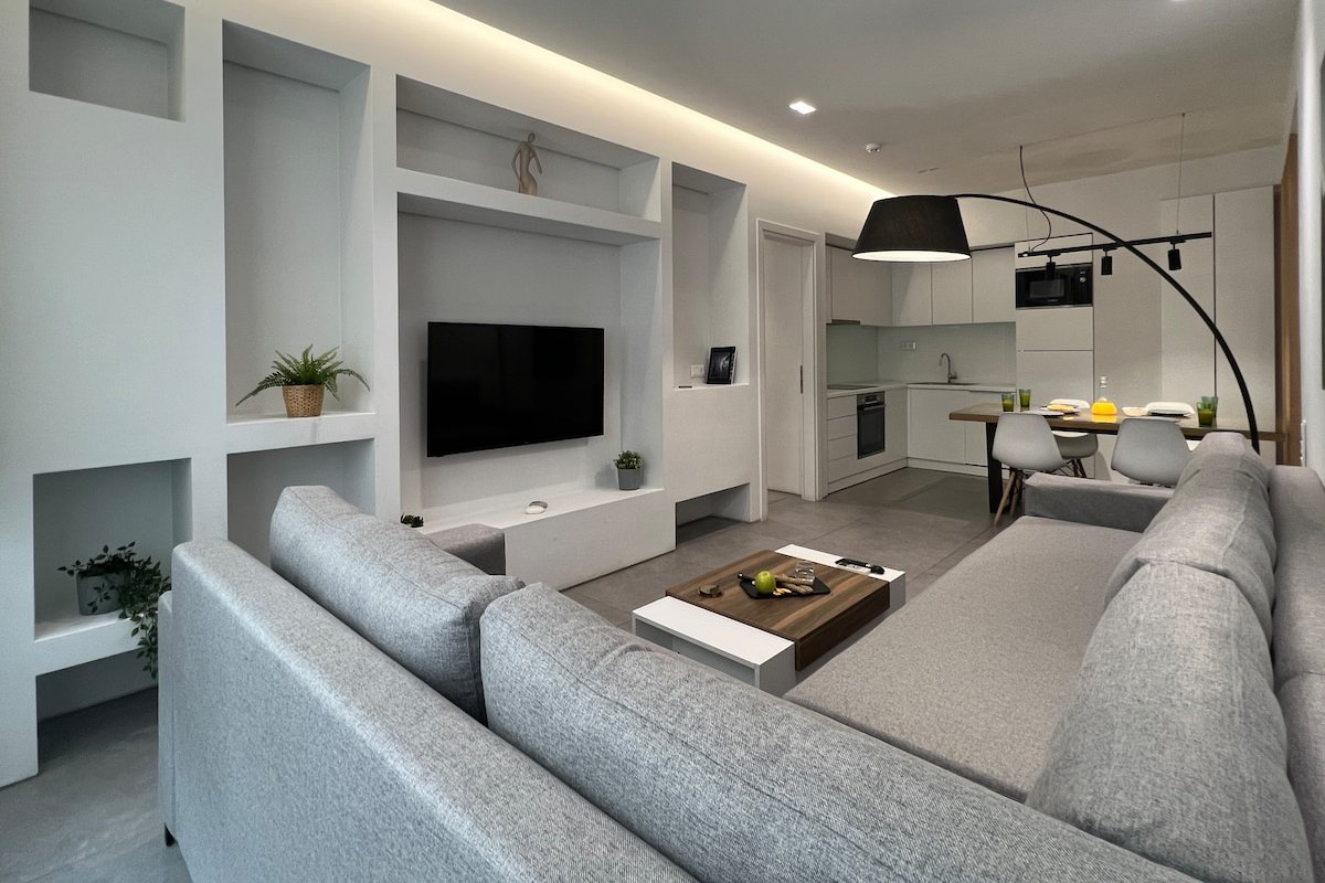 The Dazzling Glimpse Acropolis Suites 201 gallery image 2