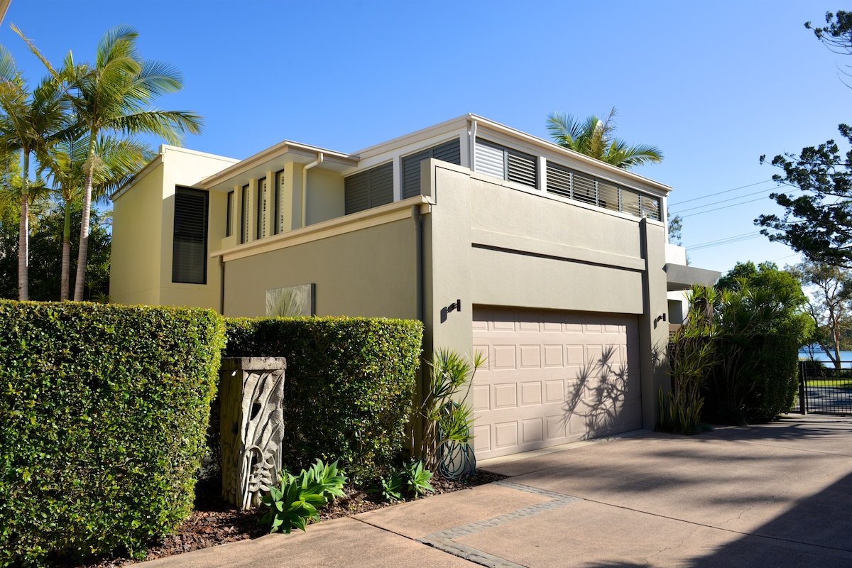 Noosa Water Views gallery image 5