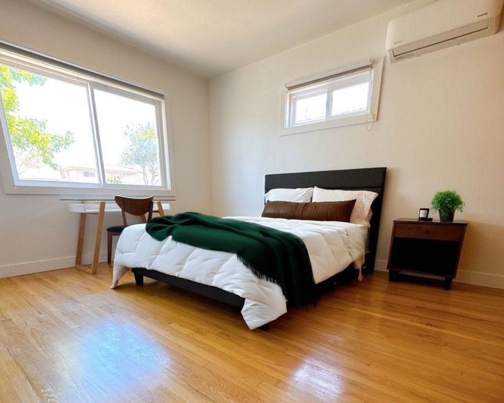 Torrance Retreat: 3 BDR, 2BR gallery image 3