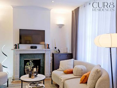 Charming Mews House in the Heart of South Kensingt