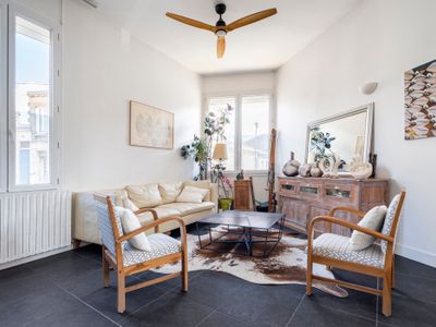 Bx centre grande échoppe avec terrasse sur le toit