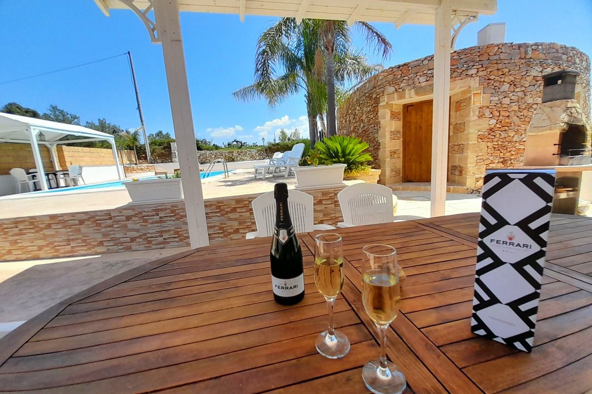 VILLA con Trullo Vista Mare e Piscina Esclusiva