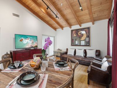 Modern Comfort Retreat 2BD house in Santa Monica