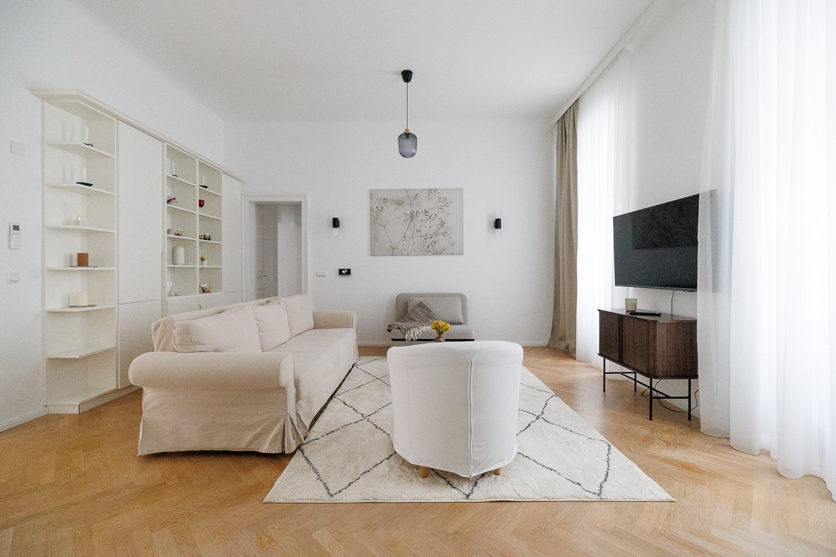 Stylish 3BR Vienna Flat – 3.5 Baths, Sleeps 9 gallery image 4
