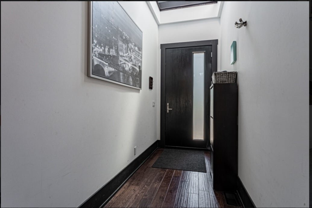 The Junction Modern w/Parking Easy Downtown Access gallery image 4