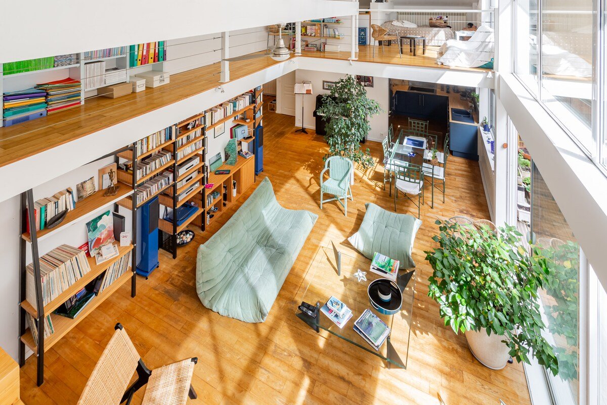 Loft with its private swimming pool gallery image 3