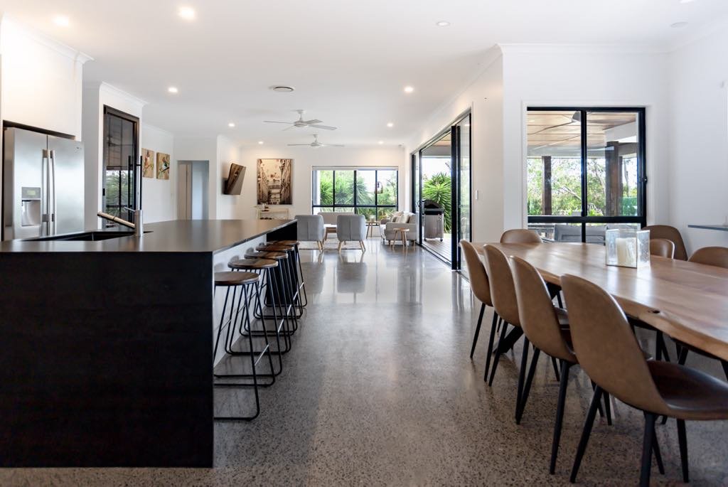 Skybolt Escape – Heated Pool, Pet on app gallery image 3