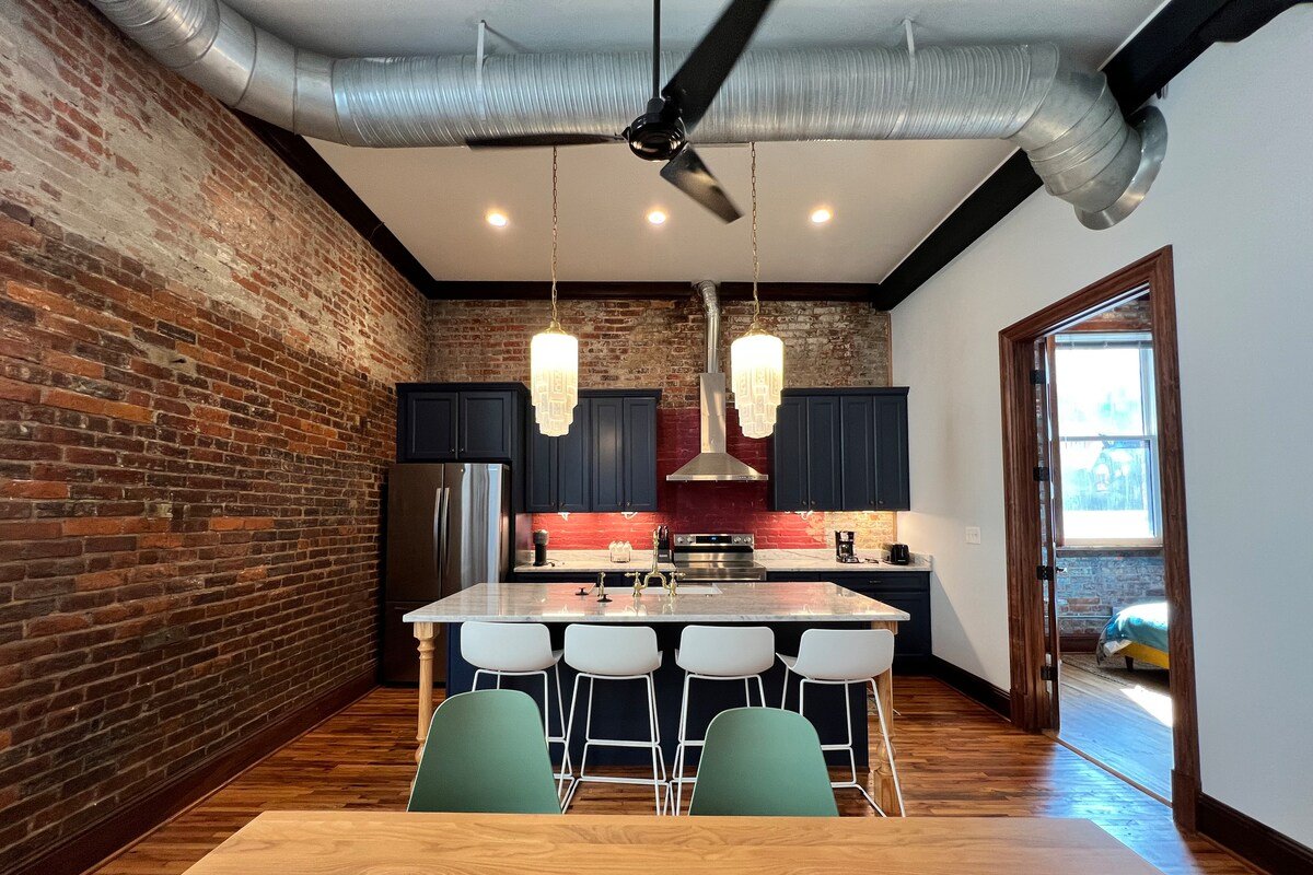 1882 Lofts – 301 – Downtown 2nd & Church gallery image 5